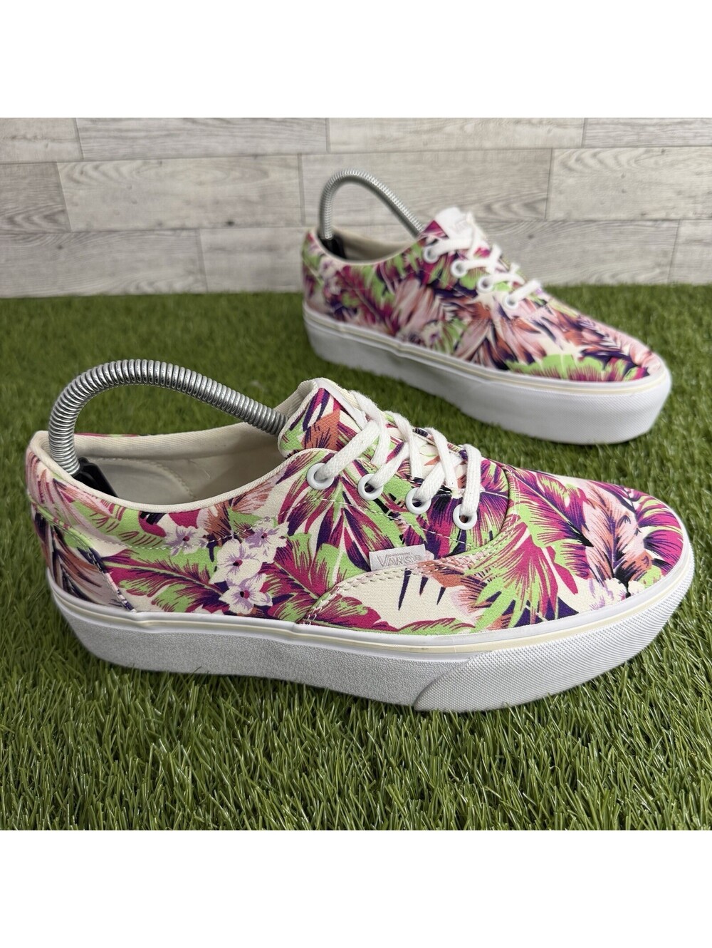 VANS Classic Doheny Platform Shoes Women's Sz 8.5 Pink Floral Tropical